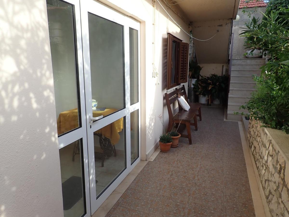 Katja Beach Apartment Račišće Kültér fotó
